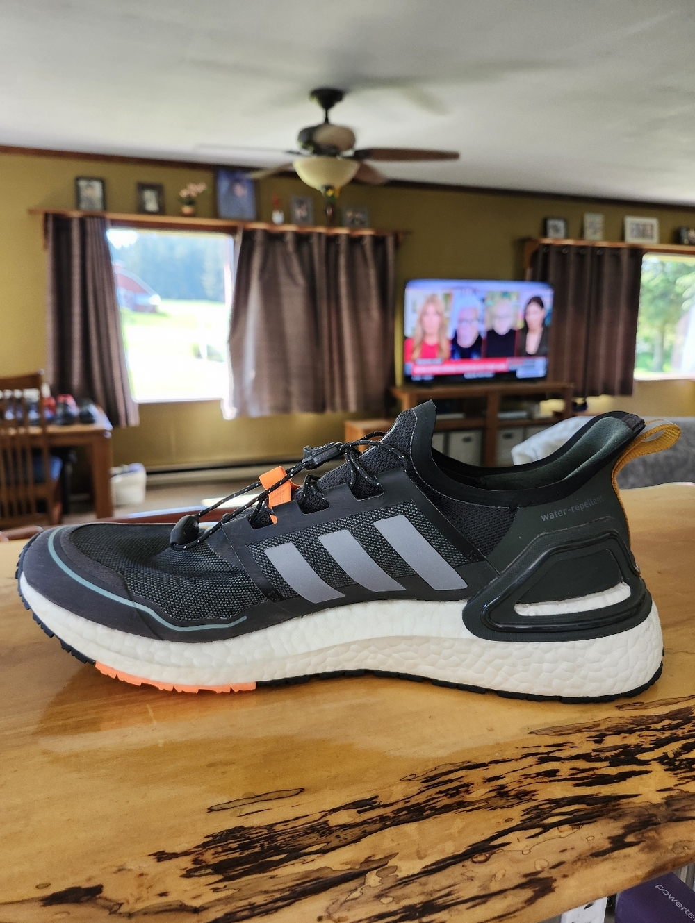 Adidas UltraBoost Cold Rdy. - Picture 6 of 7